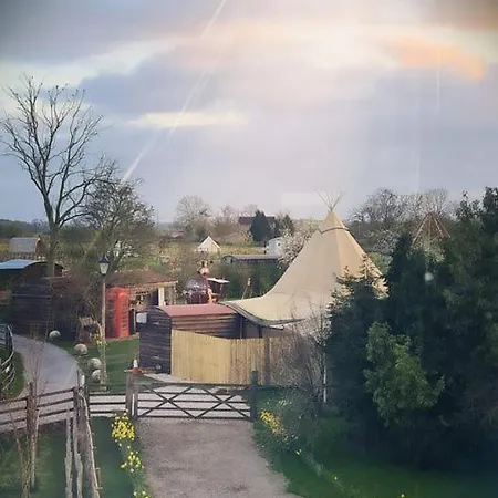 Skipbridge Farm Glamping