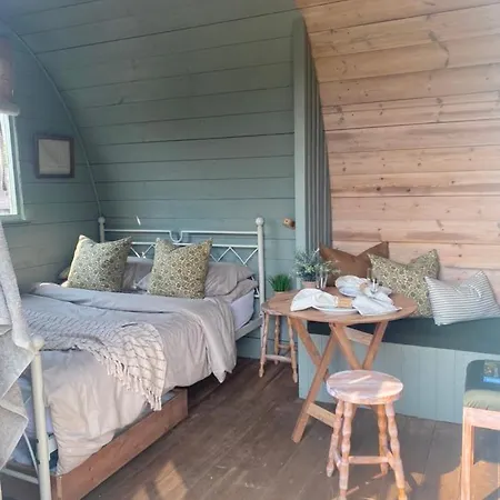 Skipbridge Farm Glamping Camping