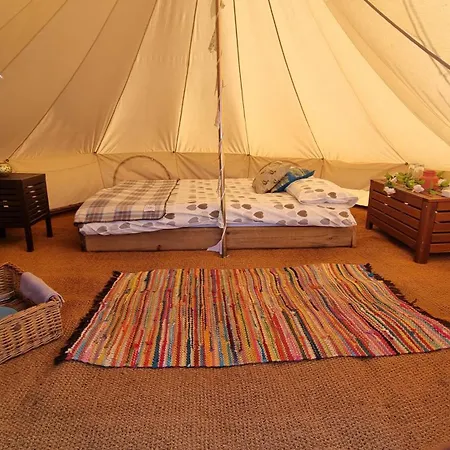 Skipbridge Farm Glamping Camping