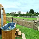 Skipbridge Farm Glamping *