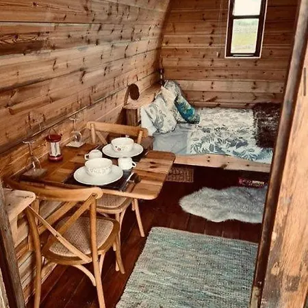Skipbridge Farm Glamping 요크