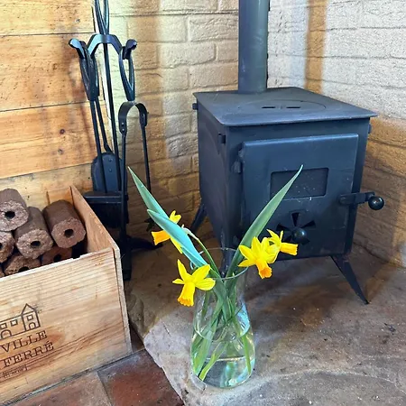 Skipbridge Farm Glamping 캠프장 *