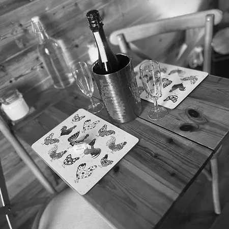 Skipbridge Farm Glamping Campsite